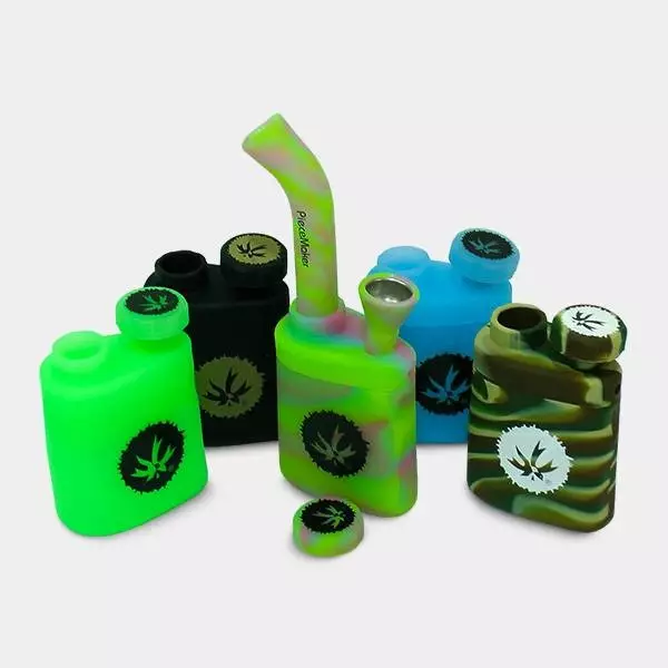 Voir Bang en silicone portable Klutch Piece Maker - Grow Barato
