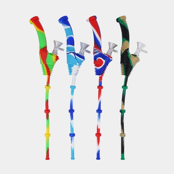 Voir Légère Pipe en Silicone pour bouteilles - GB The Green Brand