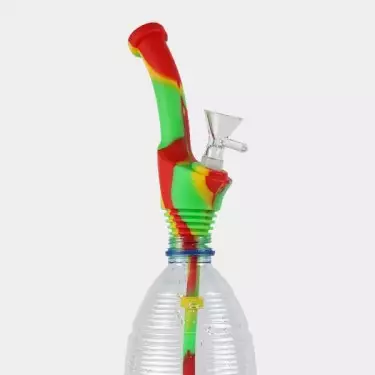 Légère Pipe en Silicone pour bouteilles - GB The Green Brand