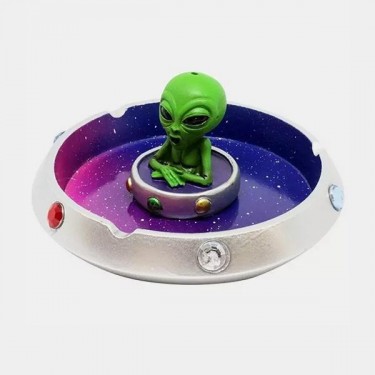 Cendriers originaux alien volant