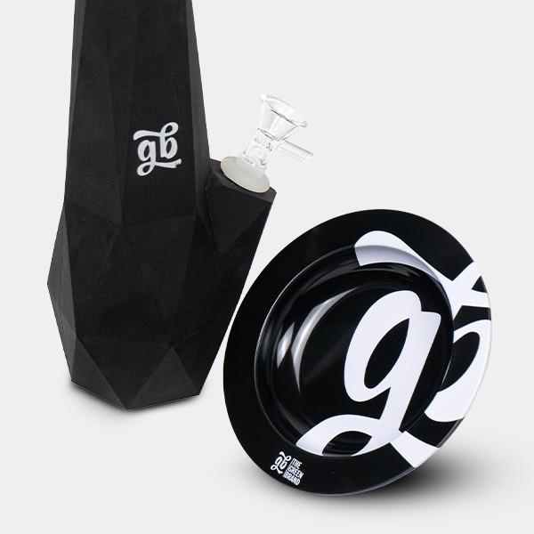 Bang GB et cendrier élégant