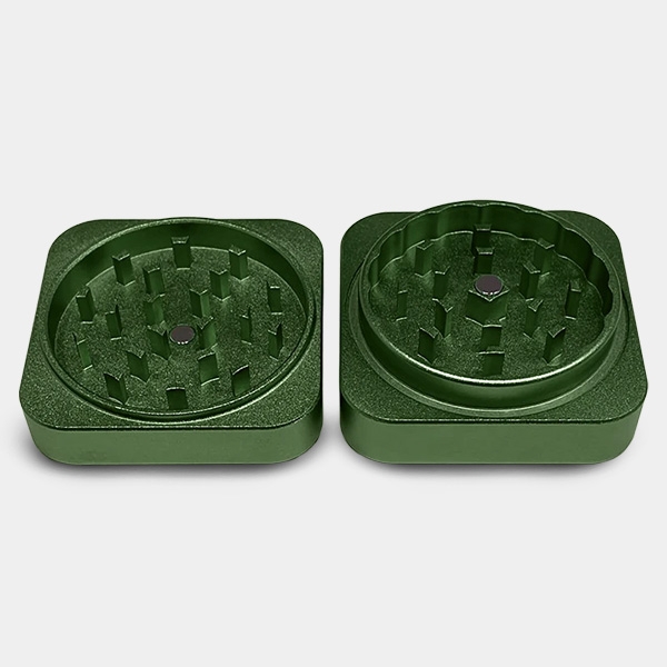 Grinder en aluminium carré Breaking Bud intérieur
