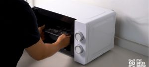 Microondas descarboxilación