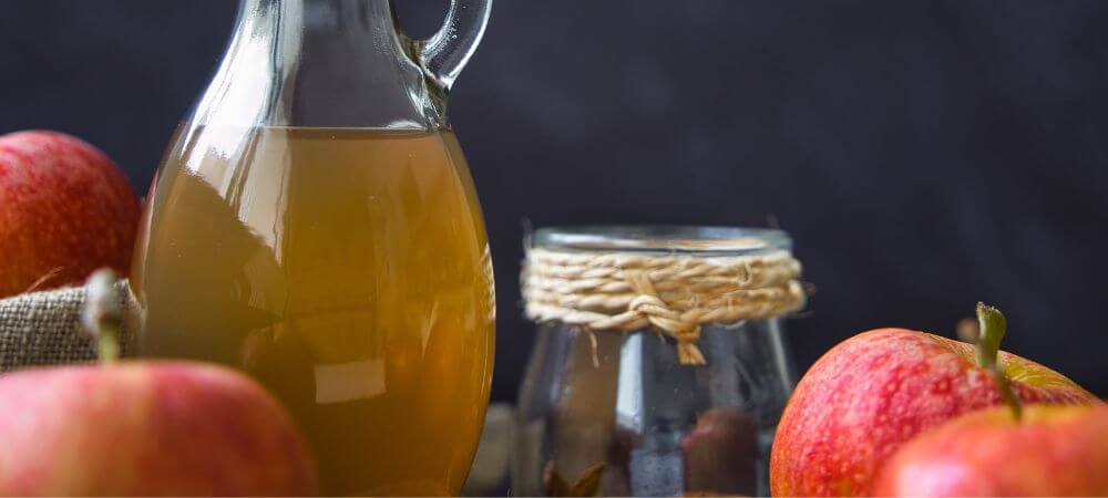 Bicarbonate de soude et vinaigre blanc pour le jardin : un fongicide naturel redoutablement efficace